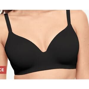 Wacoal Flawless Comfort Seamless Bra Womens Size 34D Black Smoothing Underwire